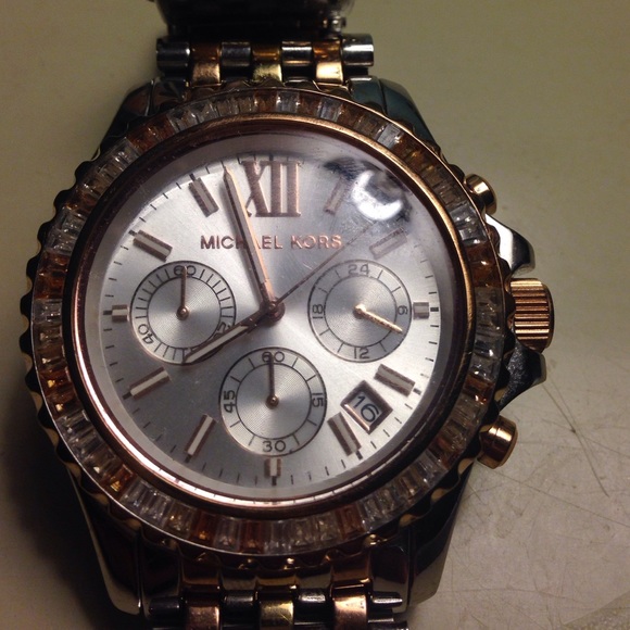 Michael kors watch - Picture 2 of 3