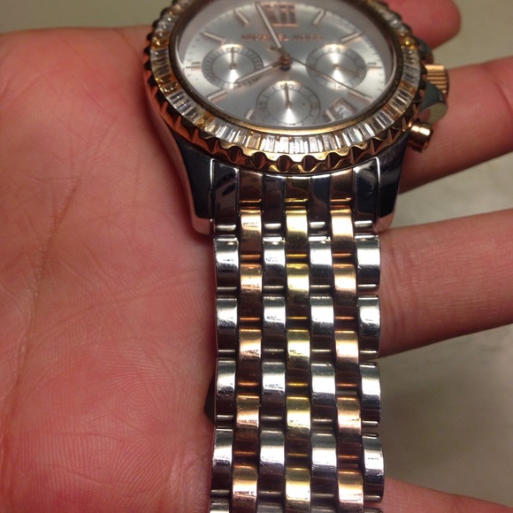 Michael kors watch - Picture 3 of 3