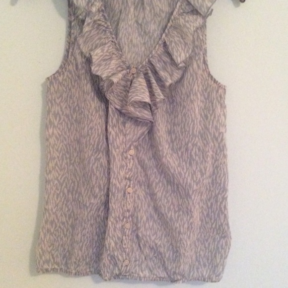 Loft sleeveless blouse