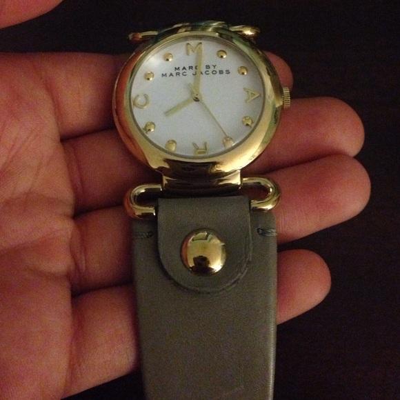 Marc by Marc Jacobs watch - Picture 2 of 3