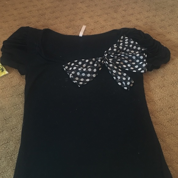 Black top with polka dot now
