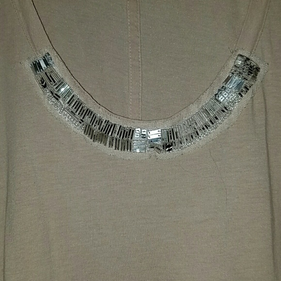 Gap tank top - Picture 2 of 2