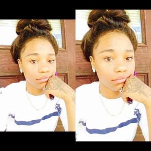 Meet your Posher, Simione