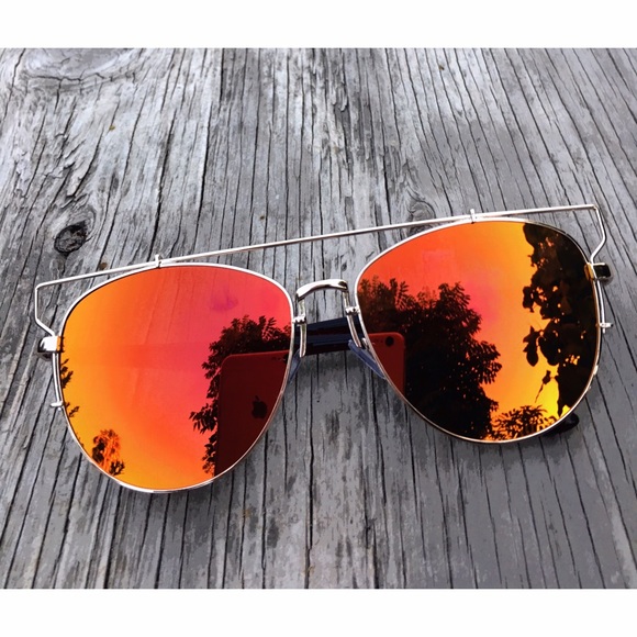 New- Red Mirrored Sunglasses, Aviator Sunglasses - Picture 2 of 4