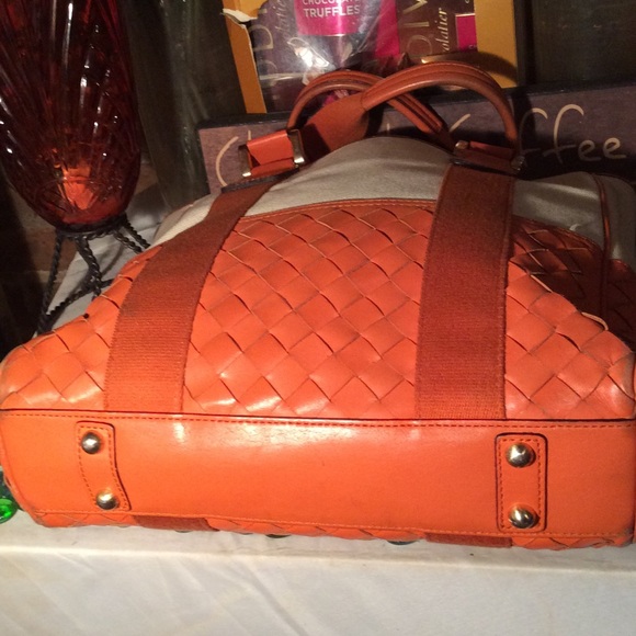 Buy Sabyasachi Handbags Wholesale Semashow