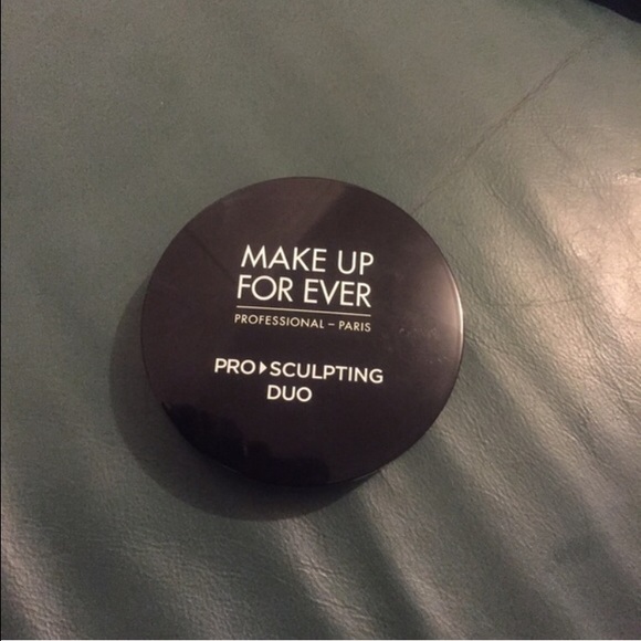 Makeup Forever pro sculpting duo 01