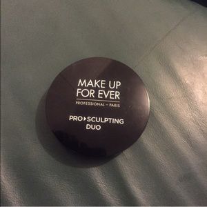 Makeup Forever pro sculpting duo 01