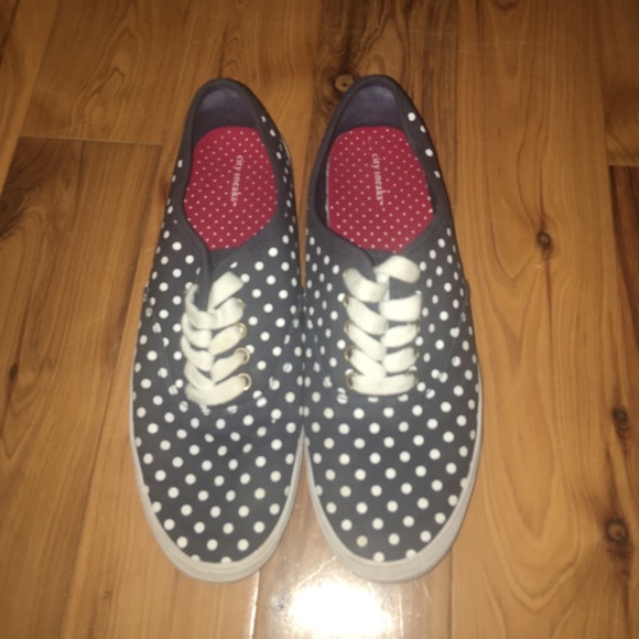 City Sneaks shoes