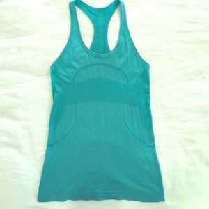 Lululemon swiftly racerback (vintage version)
