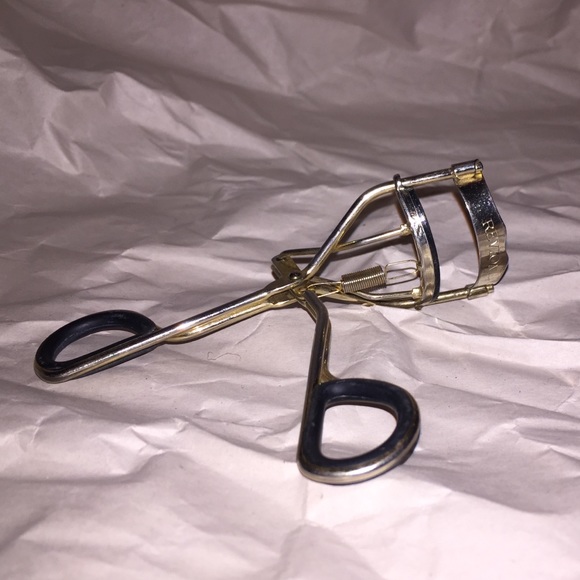 Revlon eyelash curler
