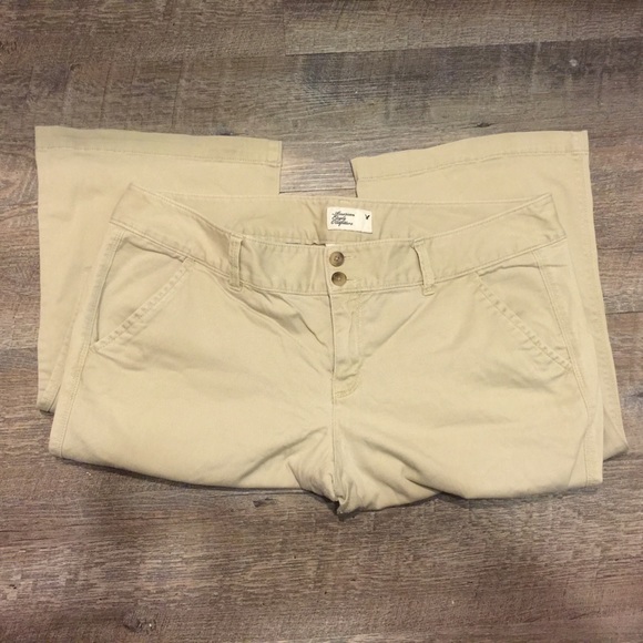 American Eagle Khaki Pants: 14R