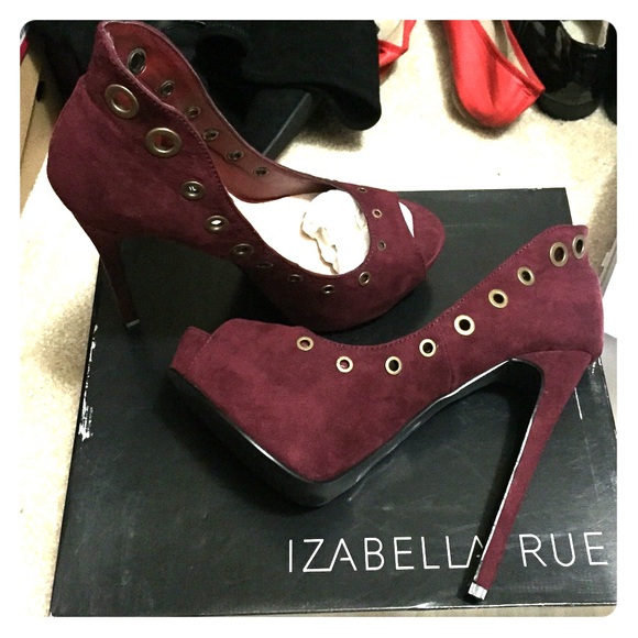 Izabella Rue