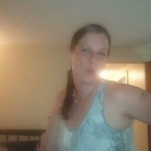 Meet your Posher, Leila