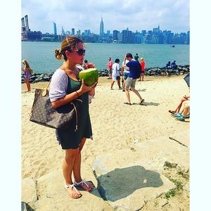 Meet your Posher, Magi