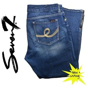 Seven7 jeans long capri with zipper at ankles