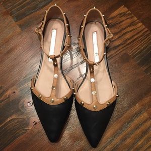 Two toned flats. Size 6.