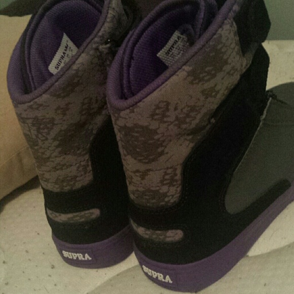 supra snakeskin