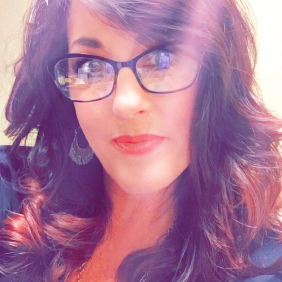 Meet your Posher, Linda - Picture 2 of 4