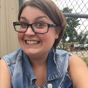 Meet your Posher, Krystal