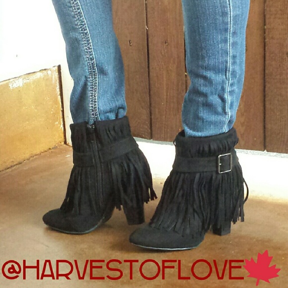🌟BLACK  FRINGE HEEL BUCKLE BOOTS🌟-📦 NIB📦 - Picture 4 of 4