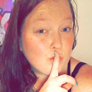 Meet your Posher, Danika