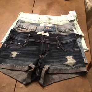 Three pairs of Hollister short bundle