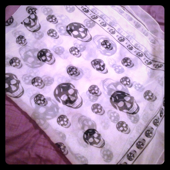 Authentic Alexander McQueen scarf