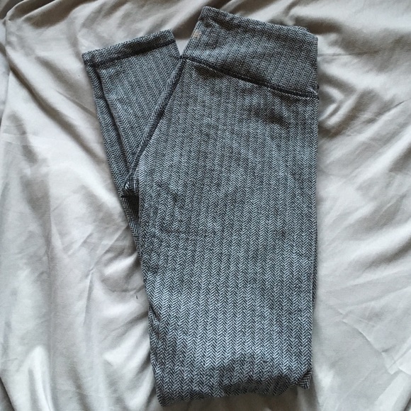 Kyodan gray herringbone sweater leggings small