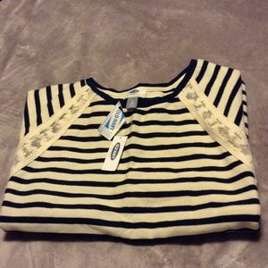 Short sleeve Old Navy Tshirt