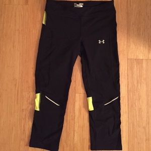 Under Armour Compression Tights! Black & Yellow.