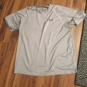 Mens under armour shirt