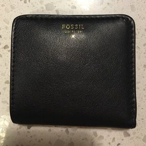 Fossil wallet