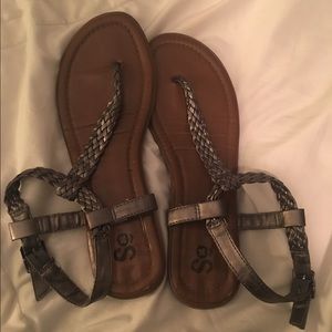 Grey Braided Detailed Sandals