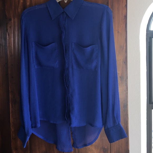 ⚡️⚡️FLASH SALE ⚡️⚡️- Sheer Blue Blouse - HURRY‼️