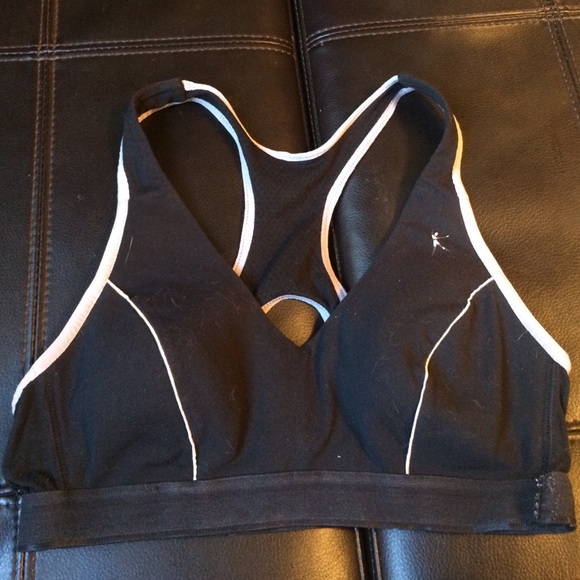 Sports bra