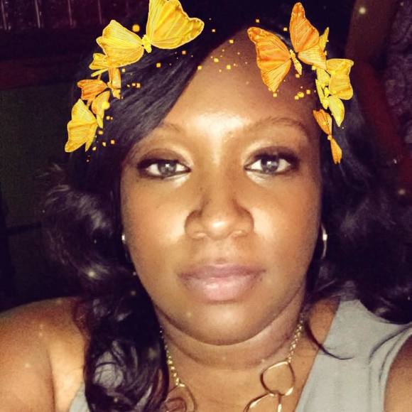 Meet your Posher, Nichole - Picture 1 of 1