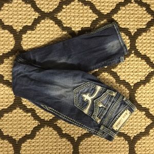 Women's rock revivals