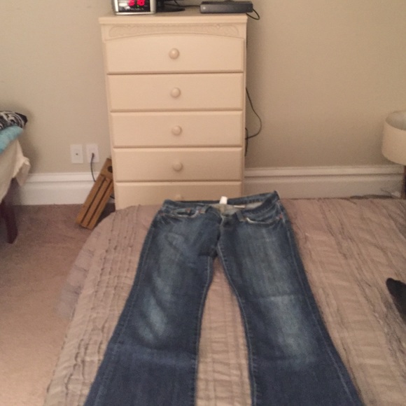 Jeans - Picture 1 of 3