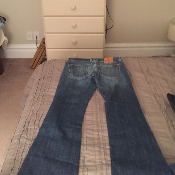 Jeans - Picture 3 of 3