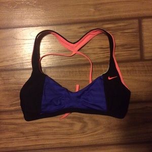 Nike swim top