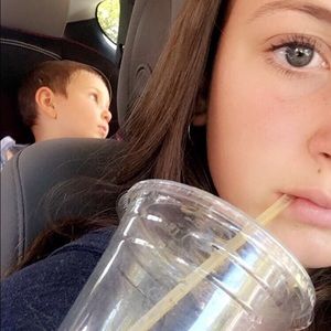 Meet your Posher, Annika