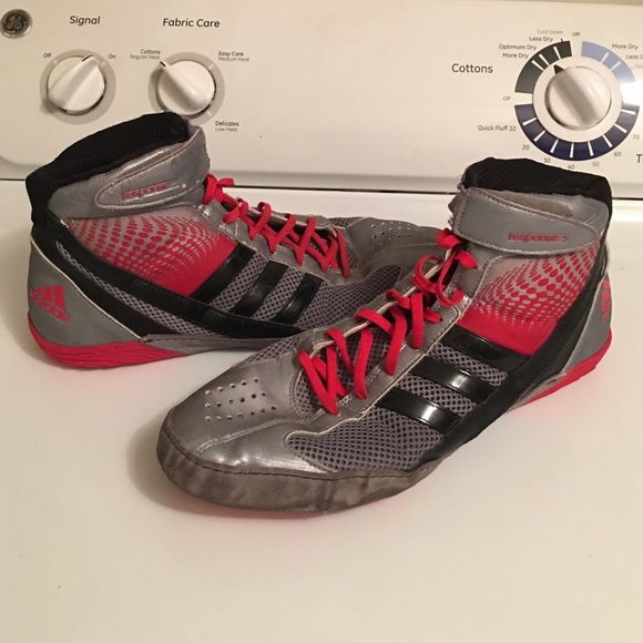 Men's size 12 Adidas Response Wrestling shoes