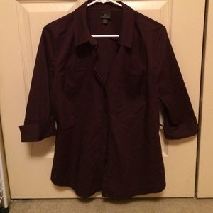 Dark purple 3/4 sleeve button-down collared shirt