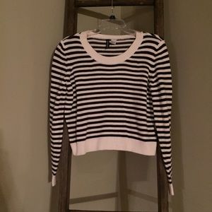 H&M Black & White Cropped Sweater