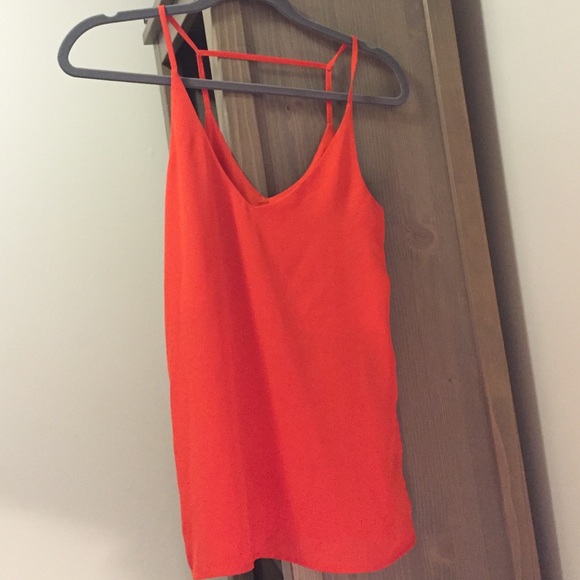 H&M tops - Picture 2 of 4