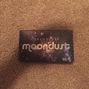 Brand New Urban Decay Moondust Palette
