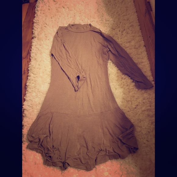 Brown tunic - Picture 1 of 1