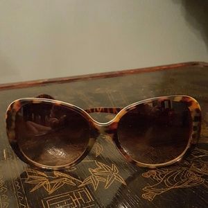 Tory Burch tortoiseshell sunglasses