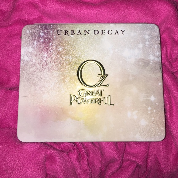 Urban Decay Other - The Oz Glinda Pallete by Urban Decay
