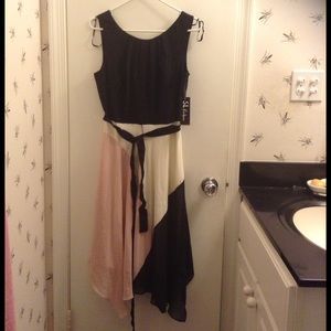 SALE: Lovely colorblock dress